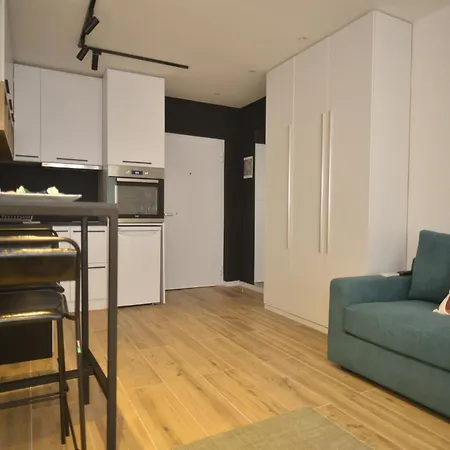 아파트 Premium 티라나